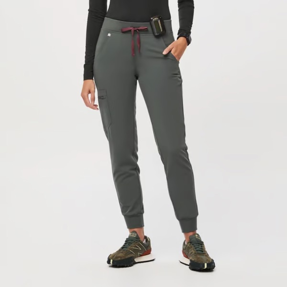 Figs High Waisted Zamora Jogger Scrub Pants in Bonsai Size XSP